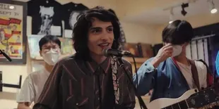 Setelah Sukses Membintangi Film Ghosbuster: Afterlife, Yuk Intip 7 Potret Finn Wolfhard Yang Bakal Tampil Juga di Serial Stranger Things 4!