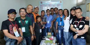 Aksi Solidaritas Para Pelawak Senior, Kunjungi Mandra di Penjara