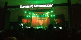 Steelheart dan FireHouse Sukses Guncang Surabaya
