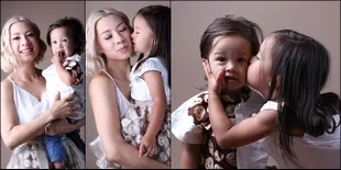Super Cute! Saat Anak-Anak Jennifer Bachdim Pose Saling Cium
