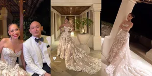 Stunning Abis, 10 Potret Detail Gaun Pengantin Bunga Citra Lestari di Malam Resepsi Pernikahan - Elegan dengan Model Strapless Transparan