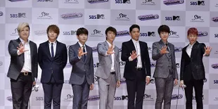 Super Junior Hadiri Premier Film Super Show 4 3D di Seoul