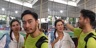 Syahnaz Sadiqah dan Jeje Kian Harmonis, Mesra di Pertandingan Tenis