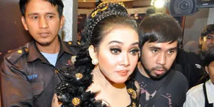 Syahrini Ditanya Soal Bubu di Balai Sarbini