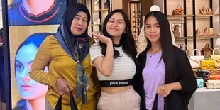 Tajir Melintir, Potret Rachel Vennya Belikan Tas Branded Puluhan Juta Untuk 4 Asisten Rumah Tangga