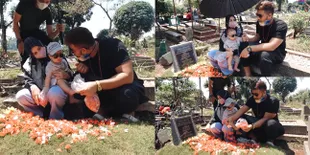 Tak Banyak Rewel, Ini 9 Potret Ammar Zoni dan Irish Bella Ajak Baby Air Ziarah Makan Dua Anak Kembarnya