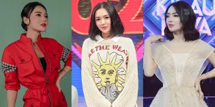 Tak Melulu Pakai Baju Serba Ketat, Ini 11 Potret Wika Salim Dalam Busana Longgar - Tetap Pancarkan Aura Sensual dan Hot