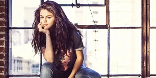 Tampil Seksi di Video, 'Same Old Love' Selena Gomez Buat Bieber?