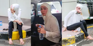 Terduduk Lemas di Trotoar dengan Wajah Pucat, Kondisi Kesehatan Olla Ramlan Kian Memburuk?