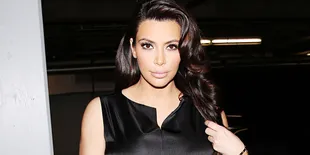 Terulang - Bencana Fashion Ini Kembali Menimpa Kim Kardashian