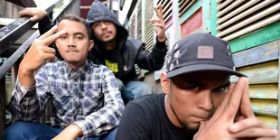 Tetap Dengan Urban Style Inilah Potret Neo, Grup Rap Kondang 90's
