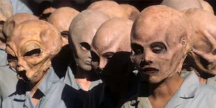 'THE X-FILES' Buktikan Kalau Alien dan Monster Itu Ada