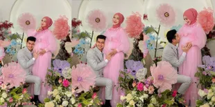 Tinggal Menghitung Hari Jelang Kelahiran Baby R, 8 Potret Maternity Shoot Ria Ricis dan Teuku Ryan Bertema Bunga - Cantiknya Bumil Bikin Pangling