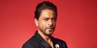 Ultah ke-59, Shahrukh Khan Umumkan Berhenti Merokok Setelah 30 Tahun Biasa Isap 100 Batang Per Hari