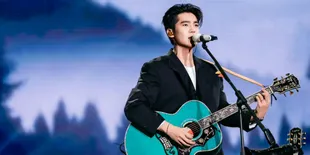 Visual Yu Shi saat Tampil di N Power Yangzhou Zaolinwan Music Festival Pukau Penggemar