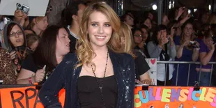 Wow! Pesona Cantik dan Imut Emma Roberts Yang Anti Tua