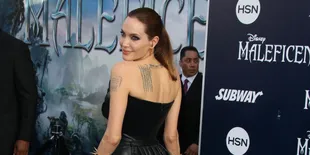 Yuk Intip Koleksi Tas Cantik Milik Angelina Jolie