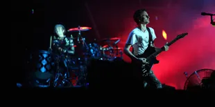 Yuk Intip Serunya Proses Rekaman Muse di Studio