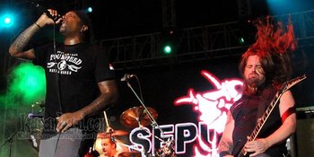 Foto Konser Sepultura - Garang di Rock Fest 2012