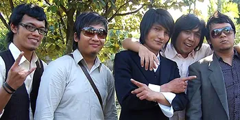 Lama Vakum, Flanella Kembali Dengan Cita Rasa