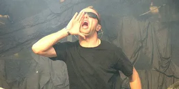 Lars Ulrich Bangga Kalahkan Napster 
