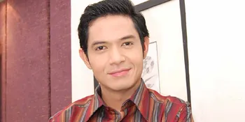 Dude Harlino dan Manohara 'Janjian Emosi'