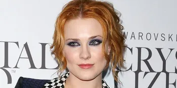 Evan Rachel Wood Bakal Bernyanyi untuk 'SPIDER-MAN'