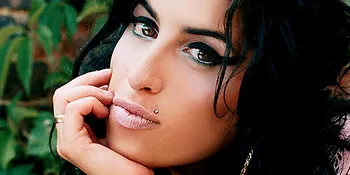 Amy Winehouse Bakal Luncurkan Merek Parfum