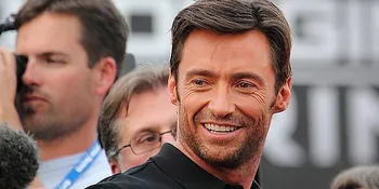 Hubungan Hugh Jackman - Miley Cyrus Hanya Rumor