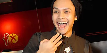 Ramadhan, Randy - Donita Pertahankan Cinta