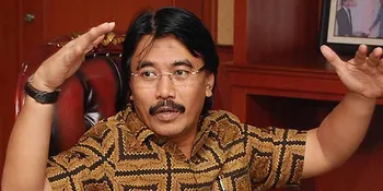 Adhyaksa Dault Puji Maia Estianty
