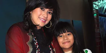 Ikke Nurjanah Berbagi Pengalaman Dengan Anak