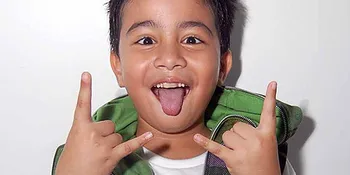 Umay Bikin Lagu Buat Sang Bunda