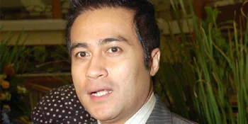 Adjie Pangestu: Nadia Cewek Matre