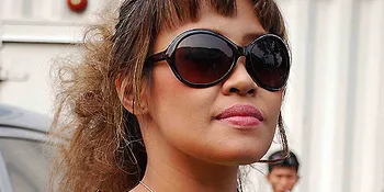 Sidang Cerai Perdana Pinkan Mambo, Sandy Tak Datang