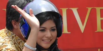 Qory Ingin Jadi Teladan Perempuan Dalam Berkendaraan   