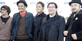 Sore Kolaborasi Dengan Ebiet di Djakarta Artmosphere