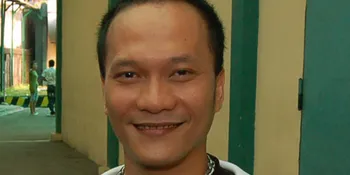 Iwa K Deg-Degan Bawakan Sajak Rendra