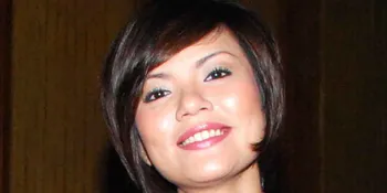 Aline Adita, Pilih Bermusik di Jalur Alternatif Rock