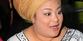 Langsing, Dewi Hughes Buang 300 Baju