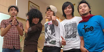 Album Kedua Hello Band Siap Promo