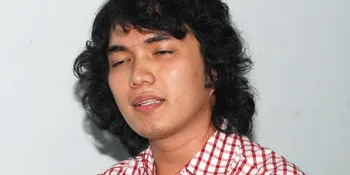 Foto Seronok DP Beredar, Aldi Taher Cuek