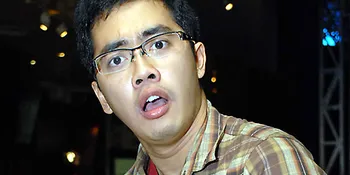 Dennis Adishwara Merancang Anak