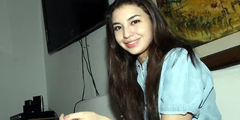 Kelantan Menang, Manohara Tak Mau Gegabah