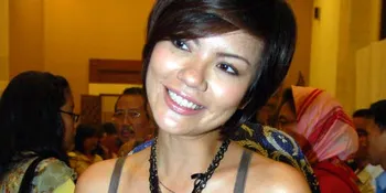 Aline Adita Pacaran Jarak Jauh Dengan Koki