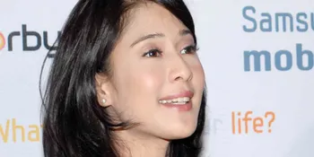 Ditanya Soal Lamaran, Dian Sastro Ngacir