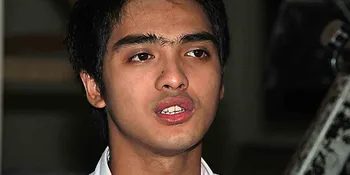 Ricky: Ada Kumis Atau Enggak, Gue Tetep Macho