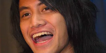 Kevin Aprilio, Janji Selesaikan Kuliah Sebelum Umur 30 Tahun