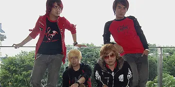 Reita Band Tak Mengekor J-Rocks