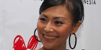 Syuting di Atambua, Tessa Kaunang Bawa Obat Malaria